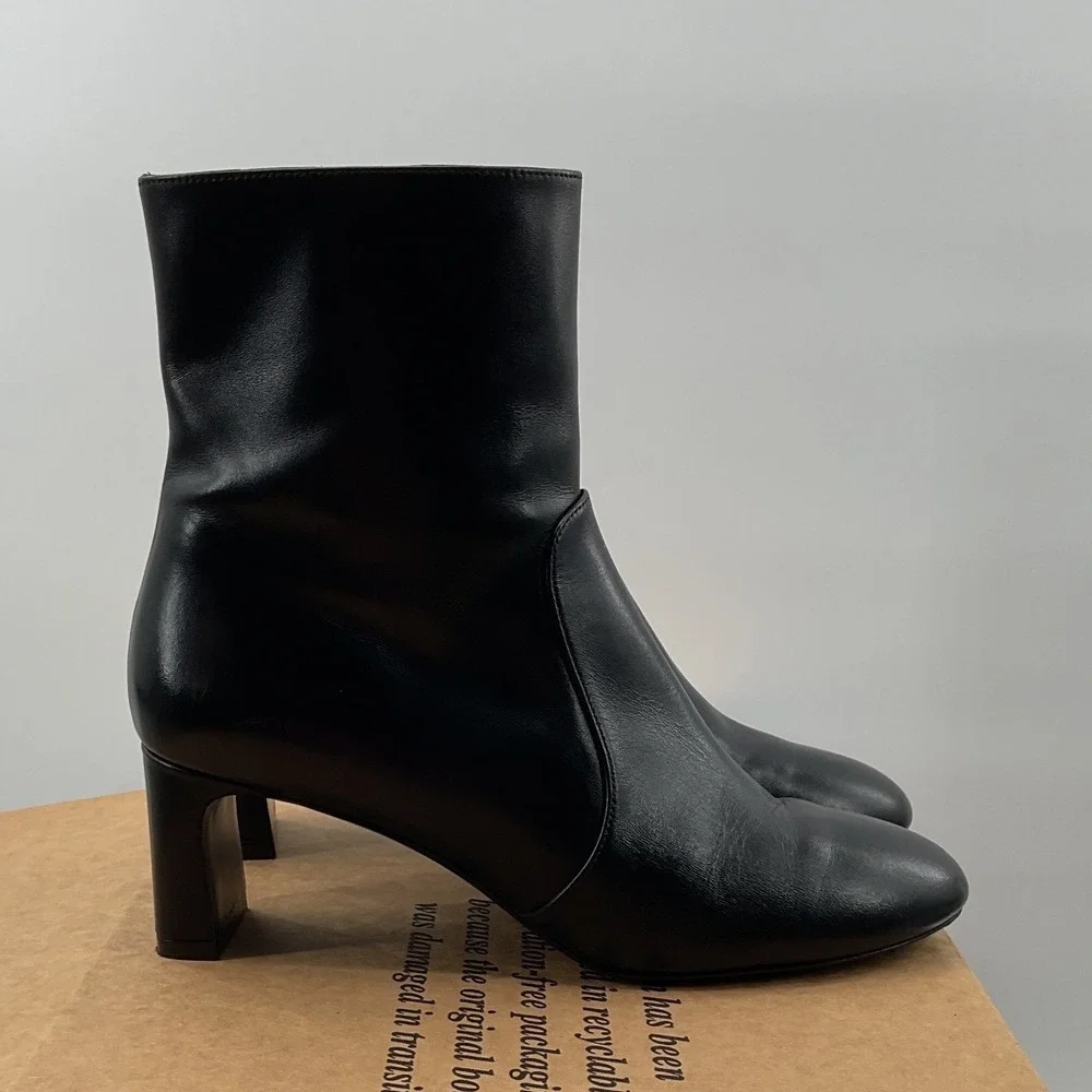 Stuart Weitzman stuart weitzman